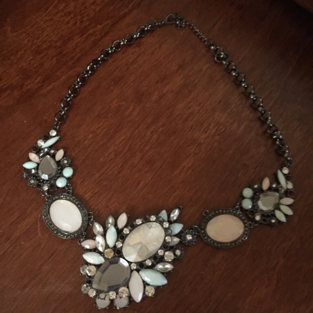 Statement necklace 💎